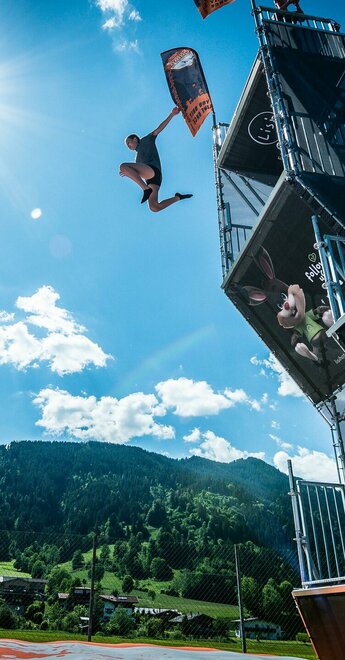 LisiHotel_Mountaindrop