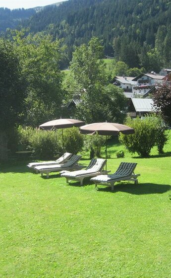 Pension_Hinterseer_Kitzbühel_Garten2