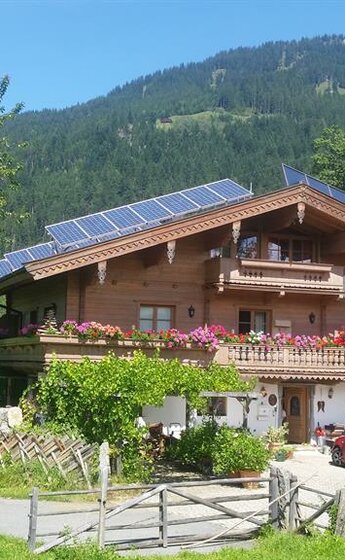 Haus im Sommer