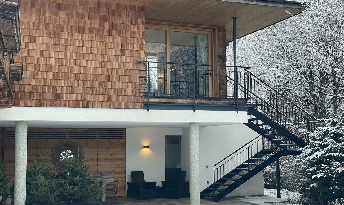Aufgang zur Streif Lodge