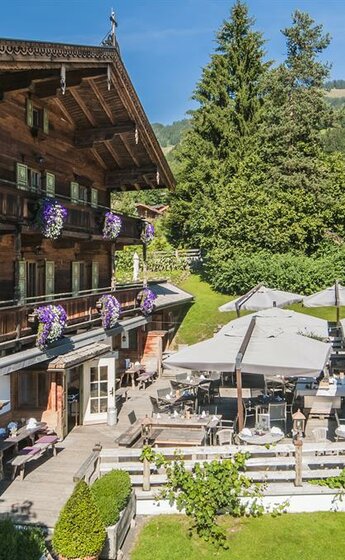 Aussenansicht Hotel Sommer