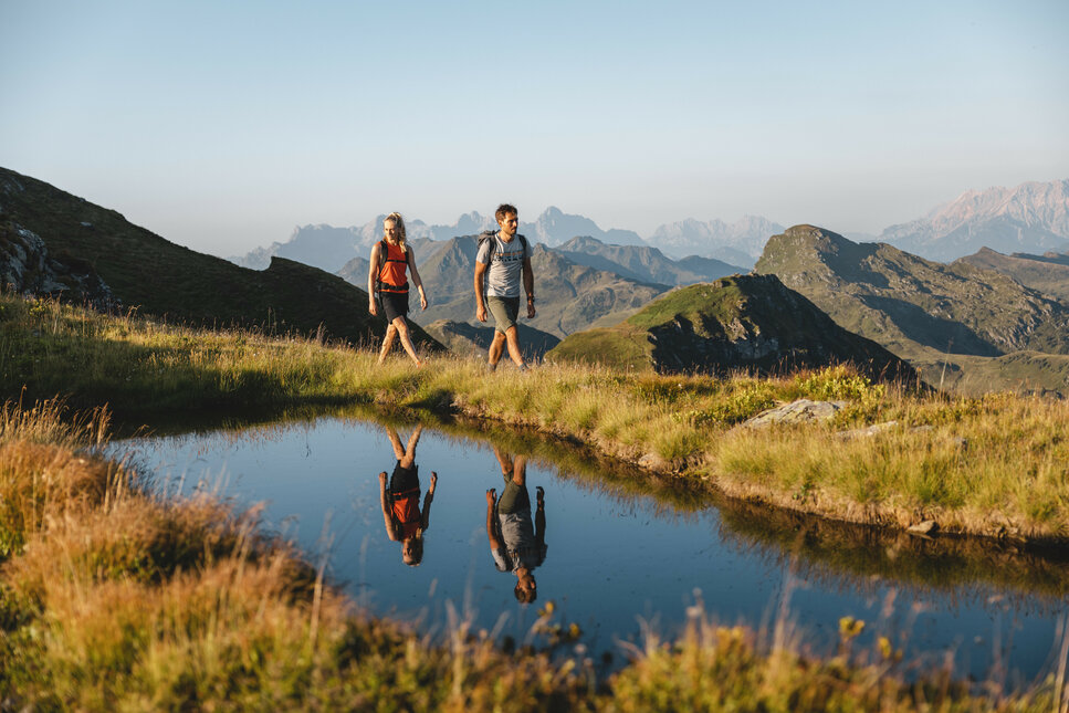 Wandern neben Torss