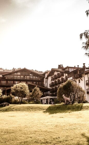 Außenansicht Garten Hotel Kitzhof