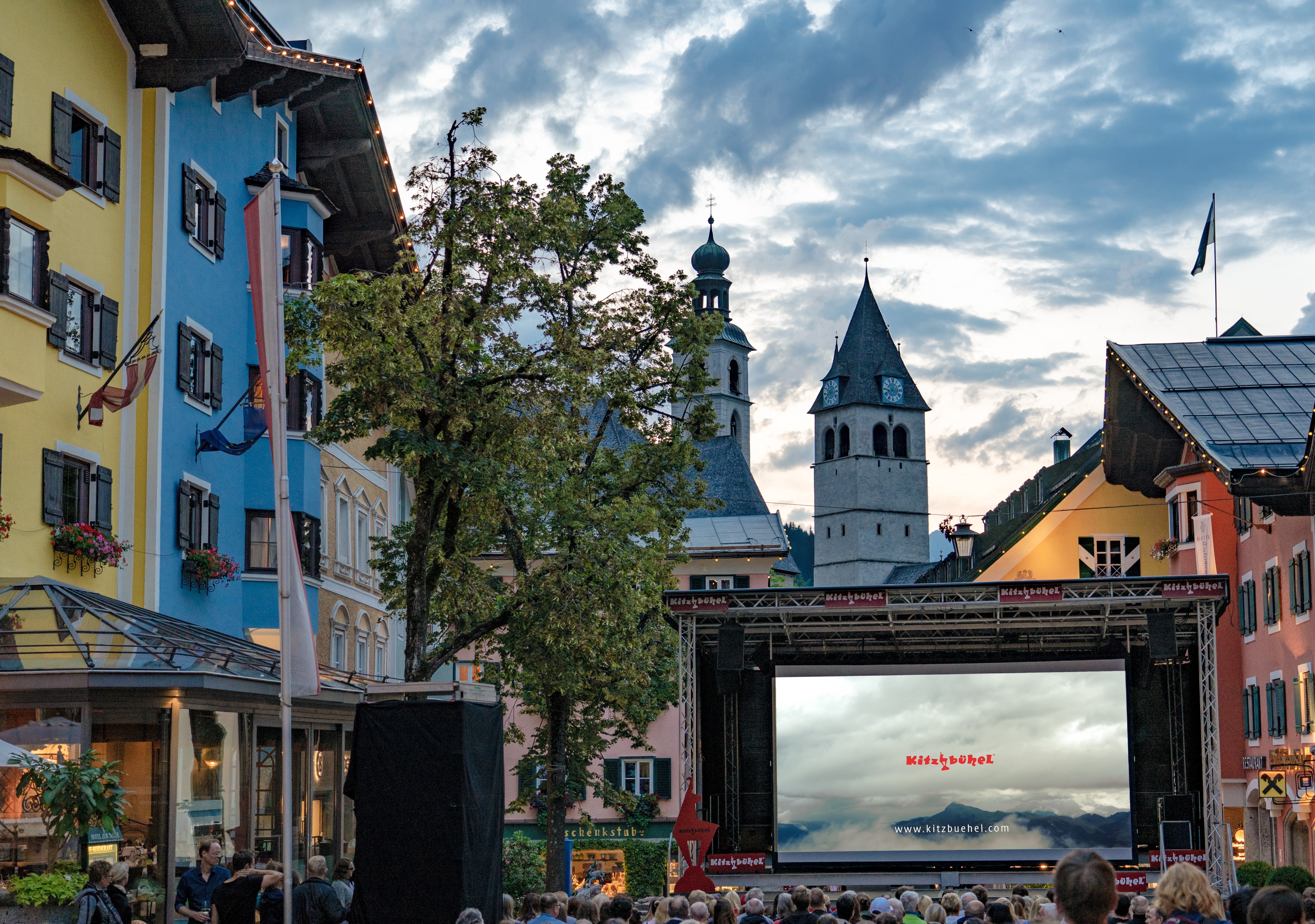 Cinema in the city 